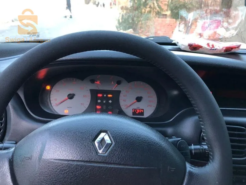 megane mlabas 2001 moteur 1.9dci i bleu