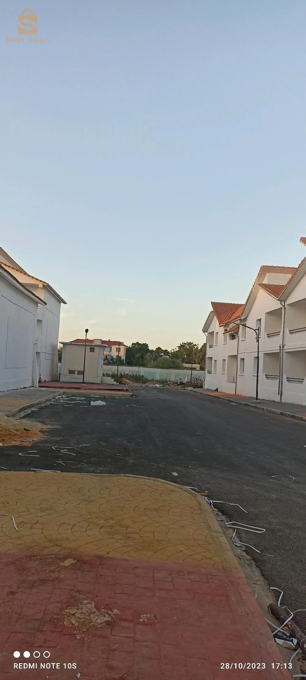 منزل في حي ترقوي راقي مع امكانية إضافة طابق ليصبح ذو طابقيين 15 دقيقة على الشواطئ،مبني بمعاير عالية ،مع امكانية تبديل بقسنطينة