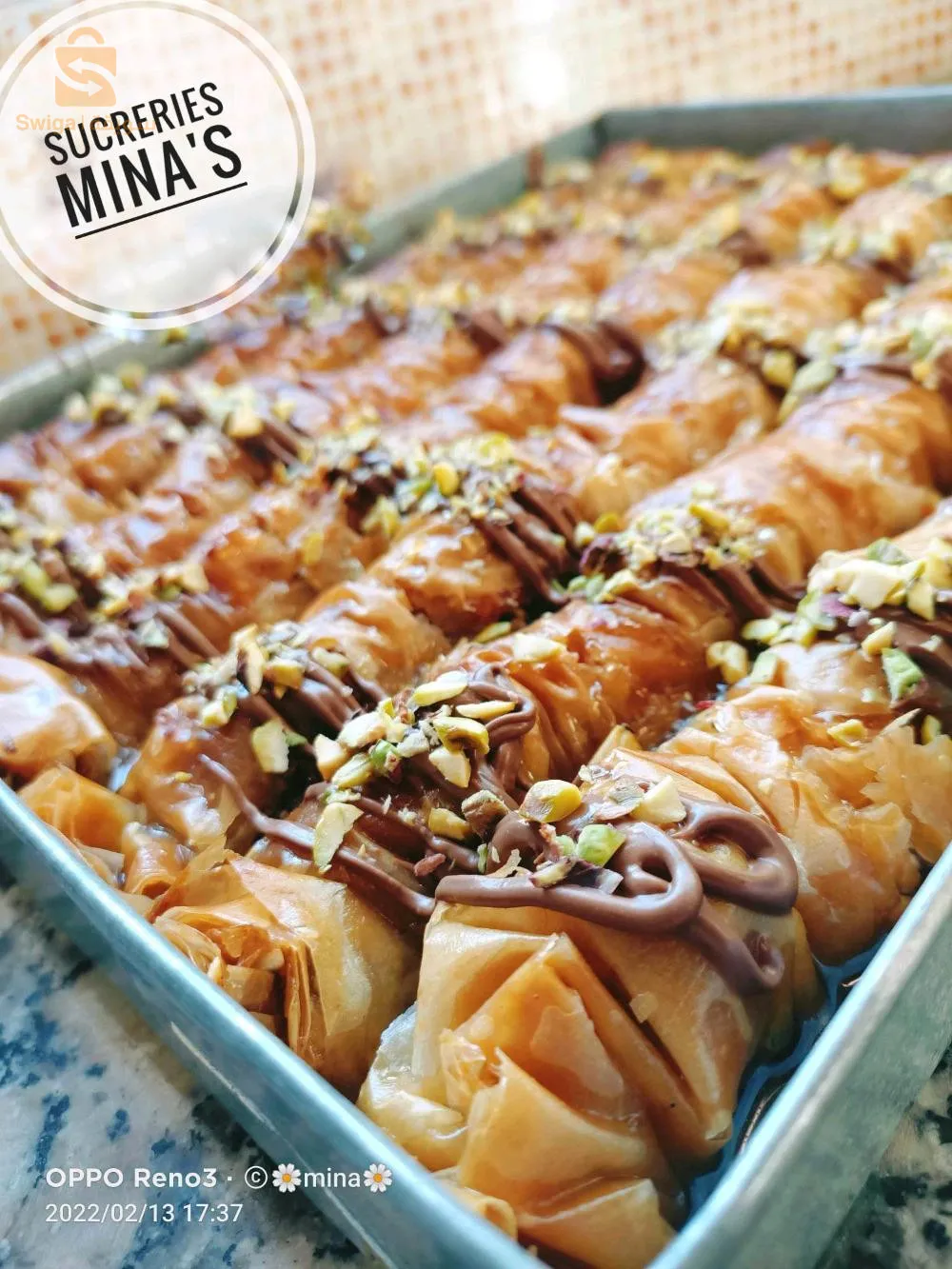 حلويات عصرية للطلب مرحبا بالجميع