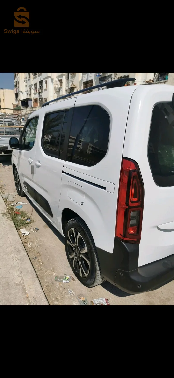 بيع سيارة سيتروان