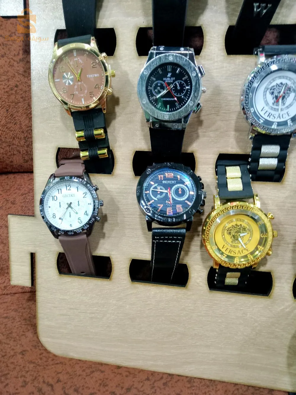 ساعة حاجة شابة و سومة طرية