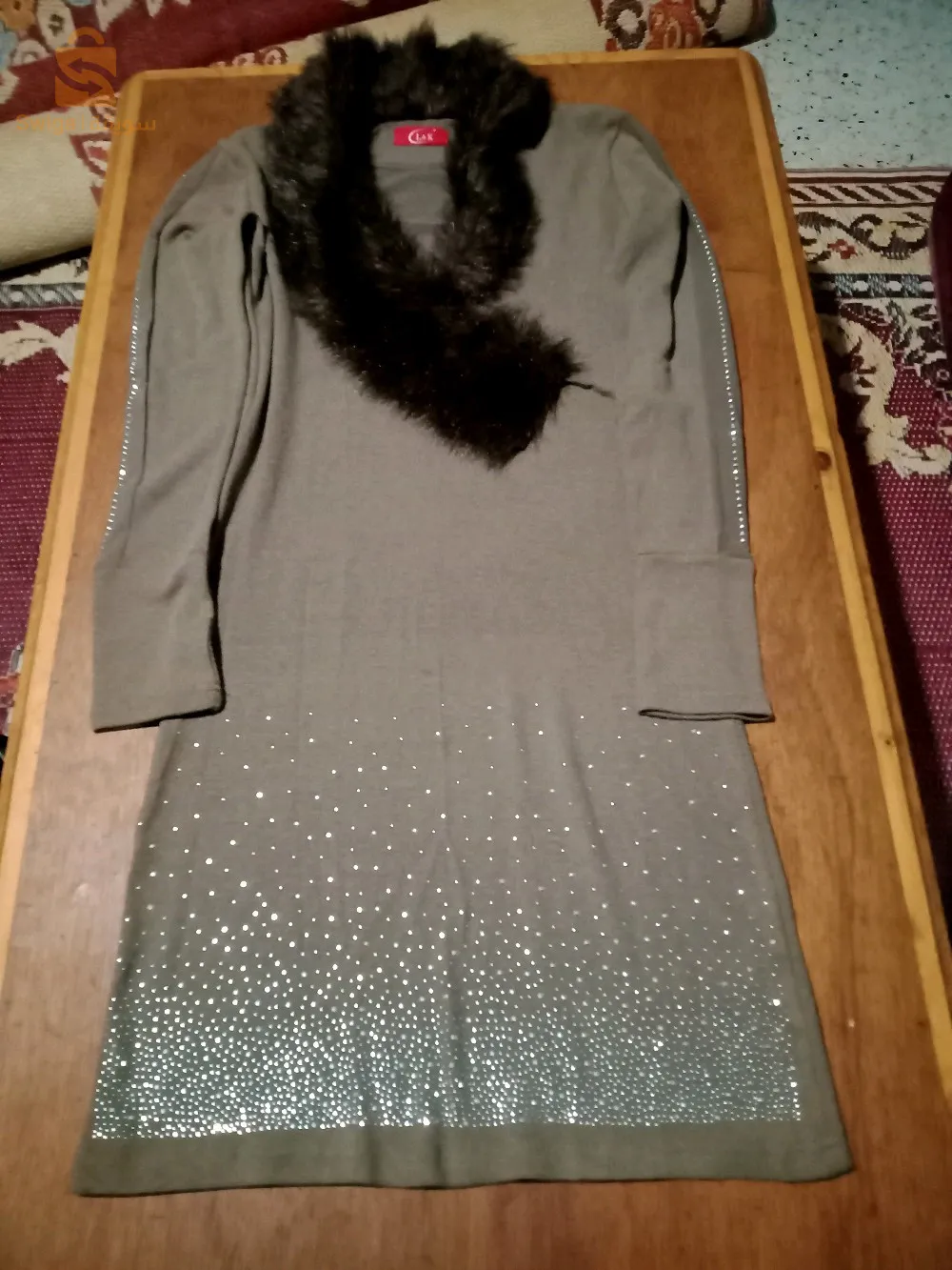 فساتين اعراس واحذية وعطور