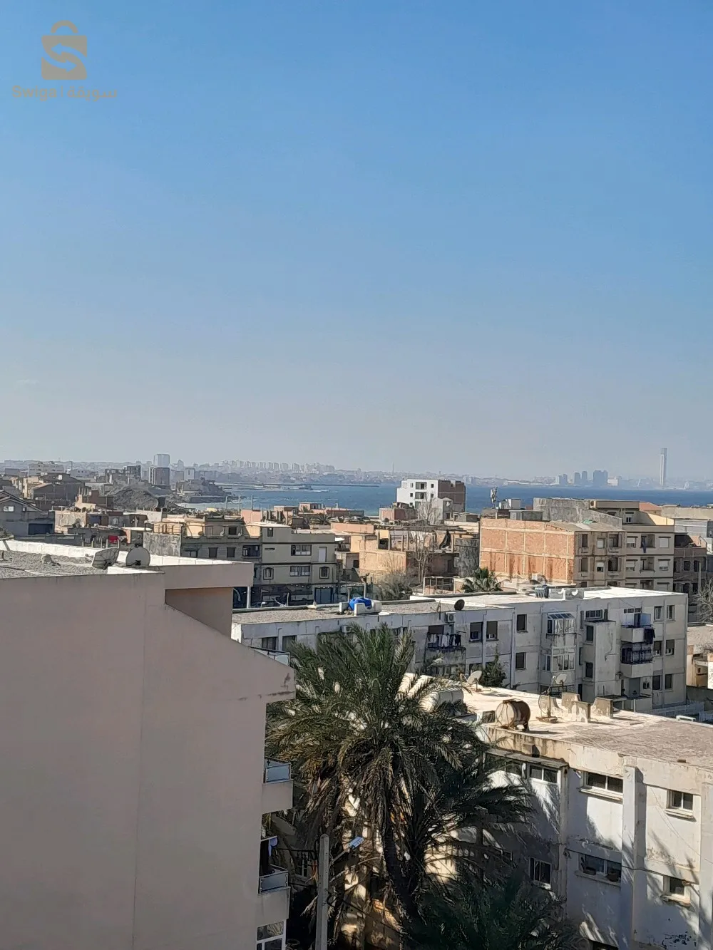 شقة اف4 + موقف السيارات