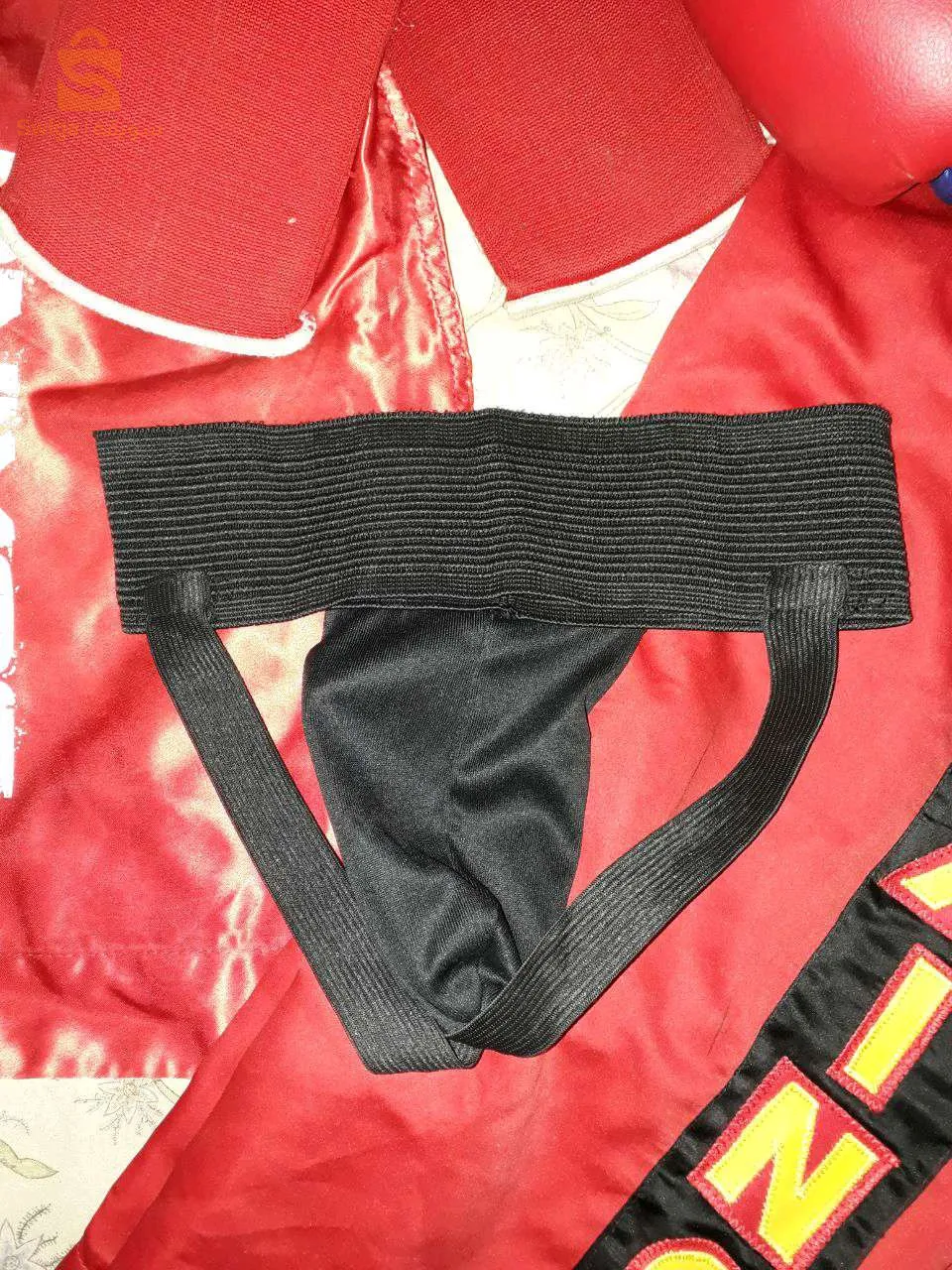 مستلزمات الاطفال ما بين 14و17  سنة 
kickboxing