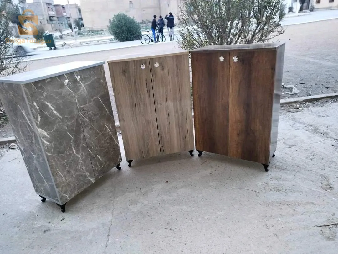 خزانة احذية