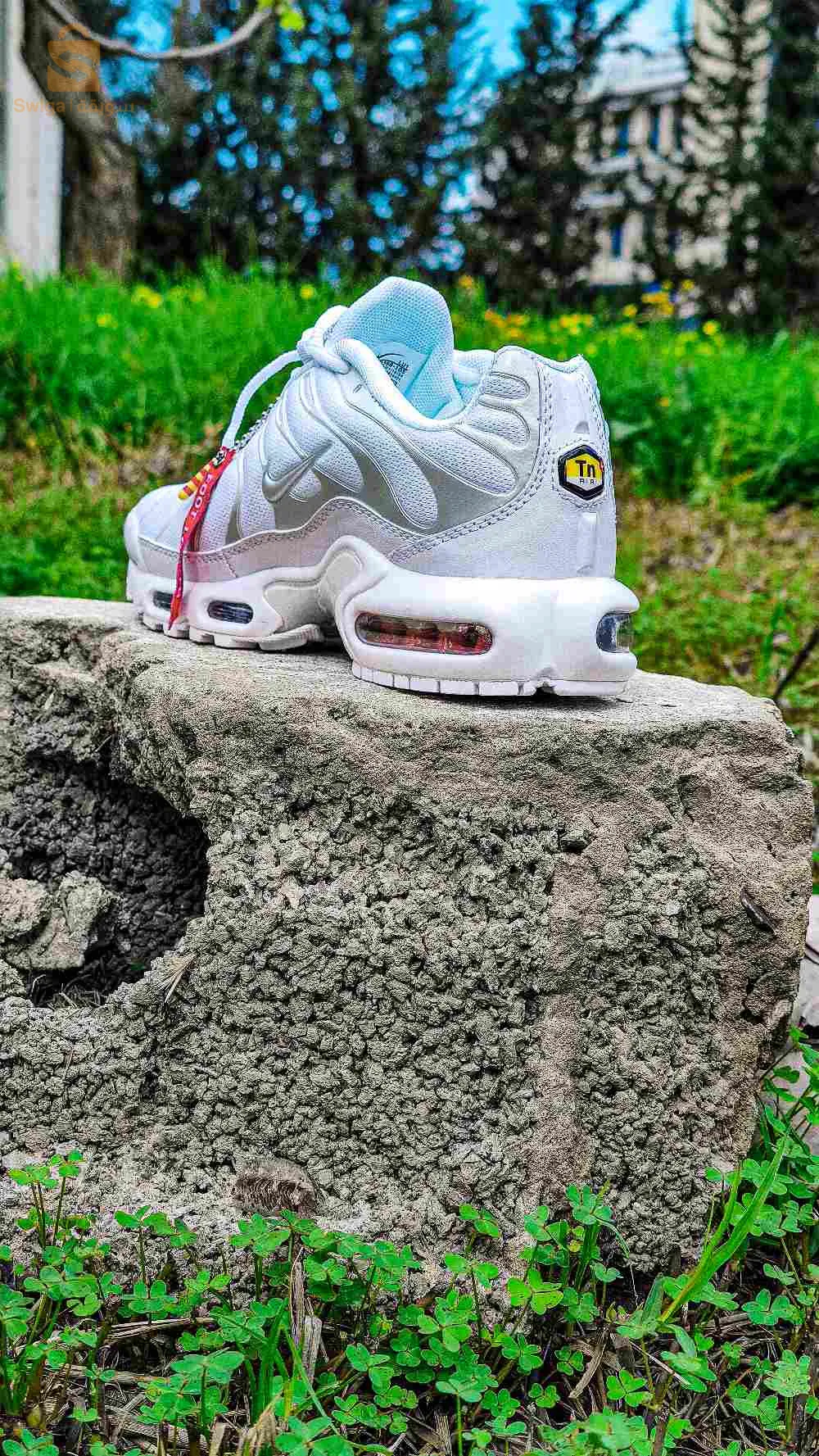 nike tn white white ✨