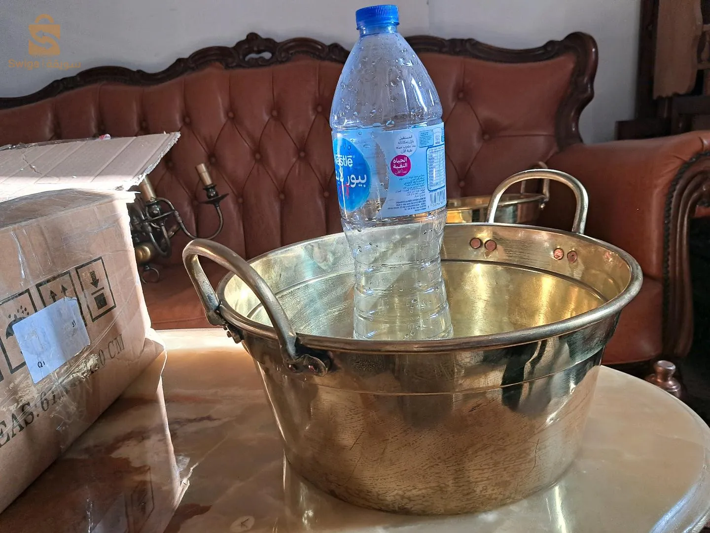 آنية عتيقة لتحضير المربى، مصنوعة من النحاس الاصفر