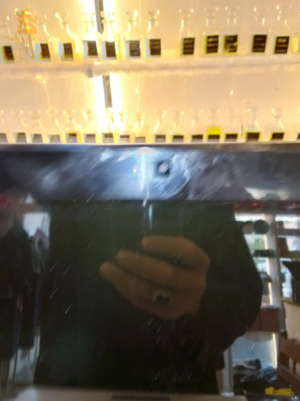 كمبيوتر محمول علامة Asus