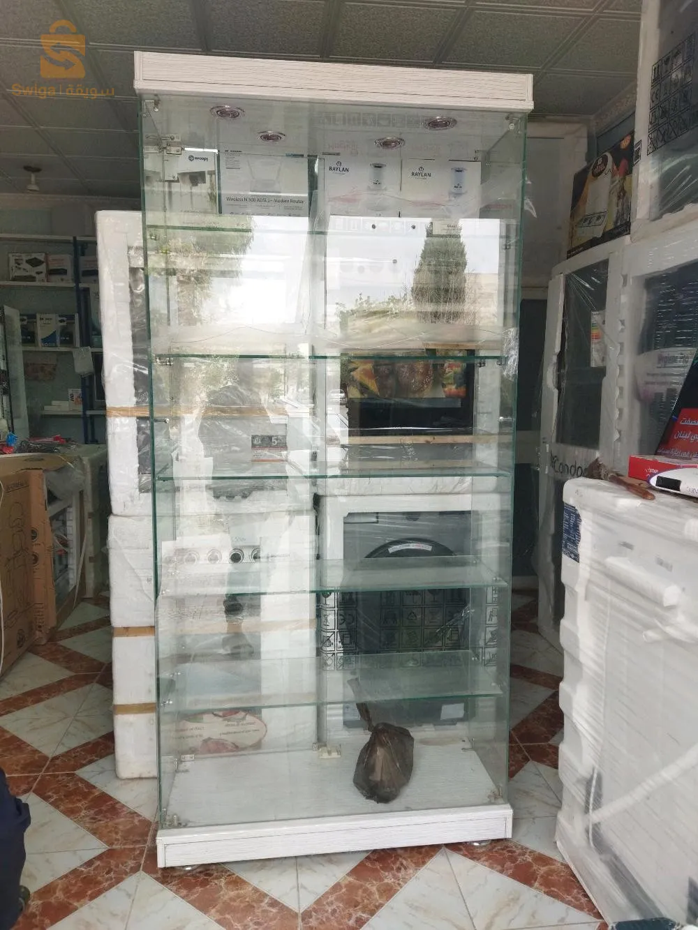 أرموار زجاج