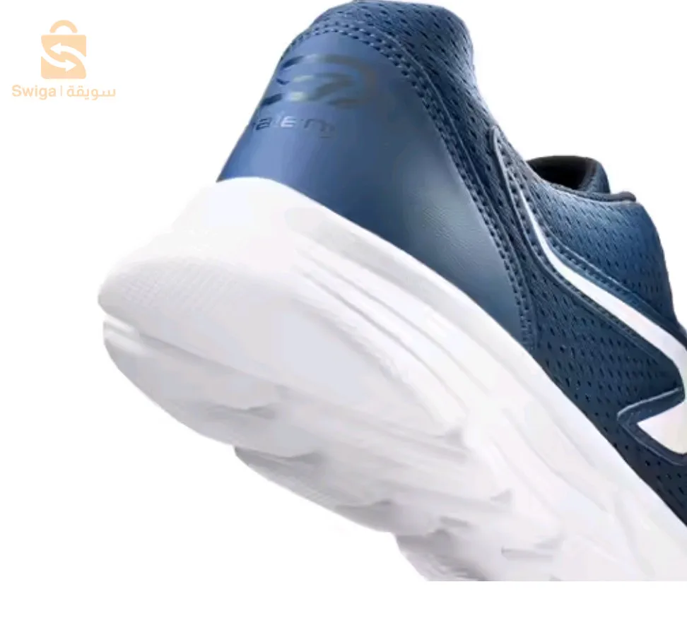 CHAUSSURES DE SPORT MARQUE DÉCATHLON