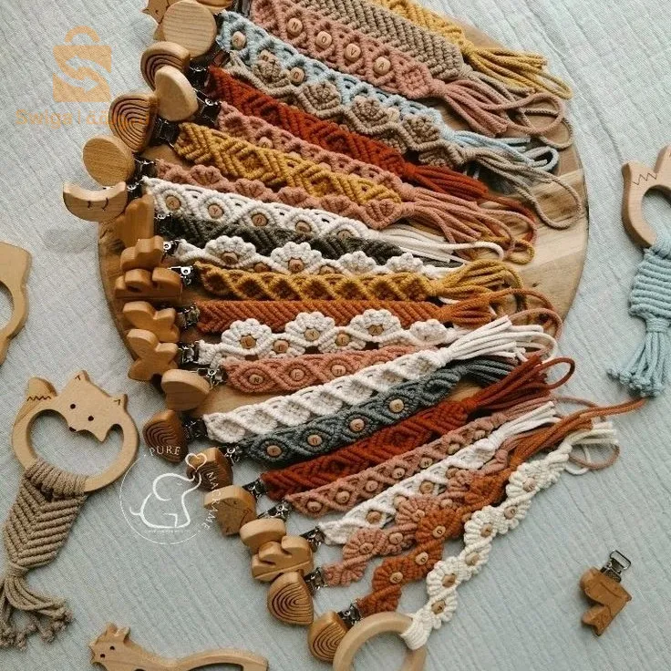 اكسسورات رضع👶 ، حامل سوسات 🧵📿