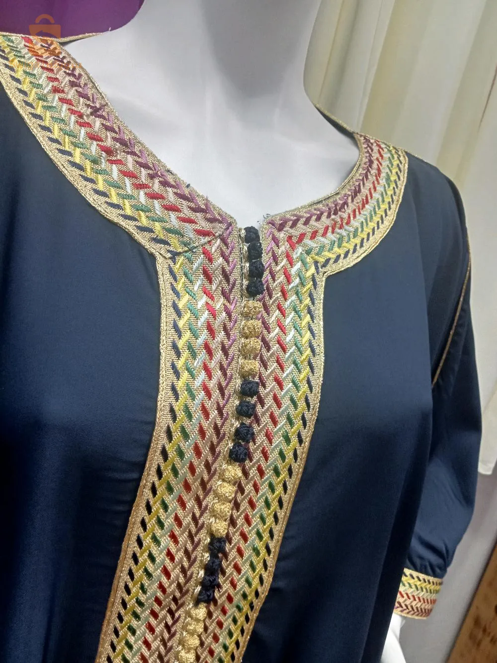 البيع بالجملة او بالتجزؤة