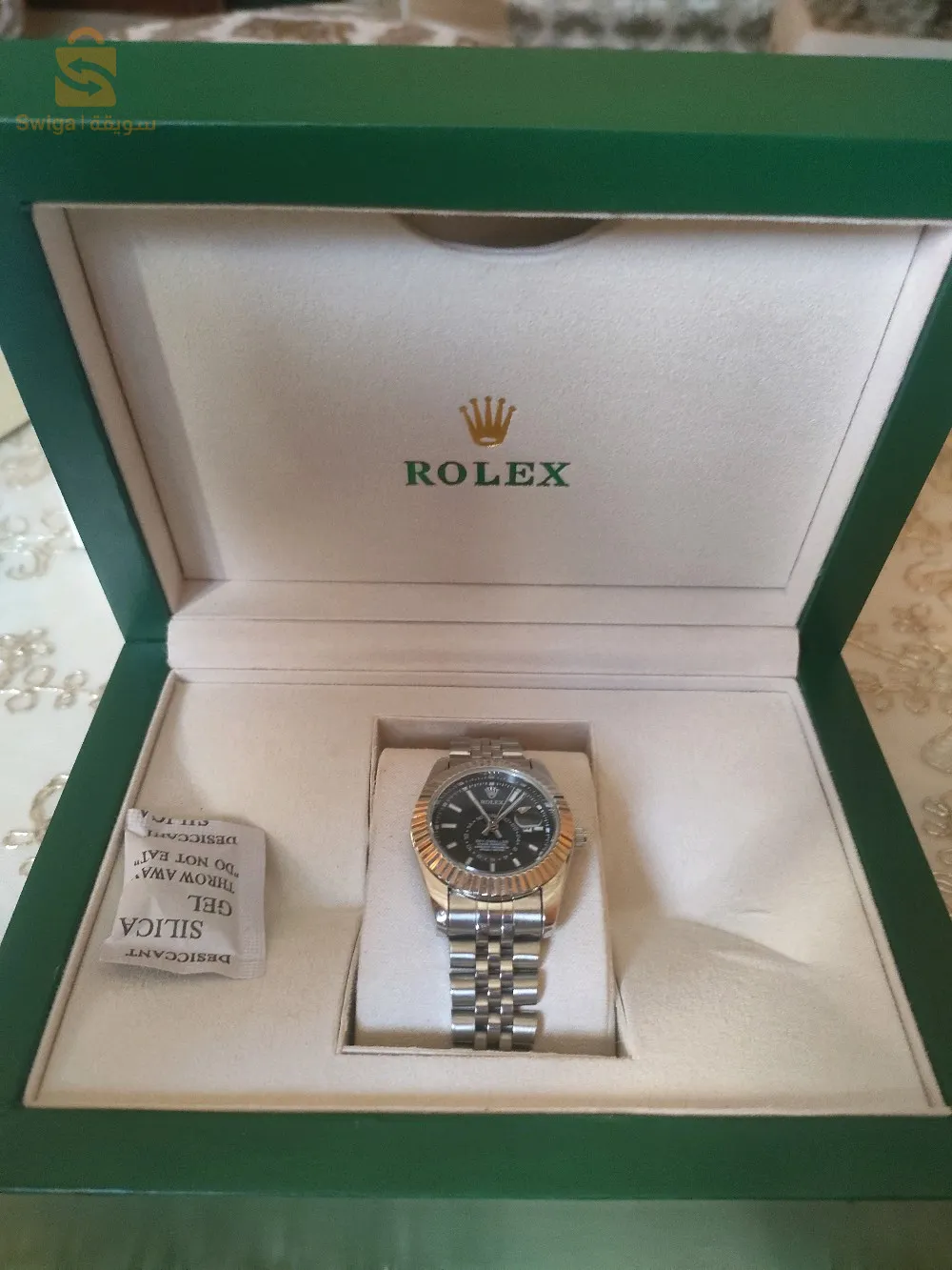 رولكس في حالة جيدة