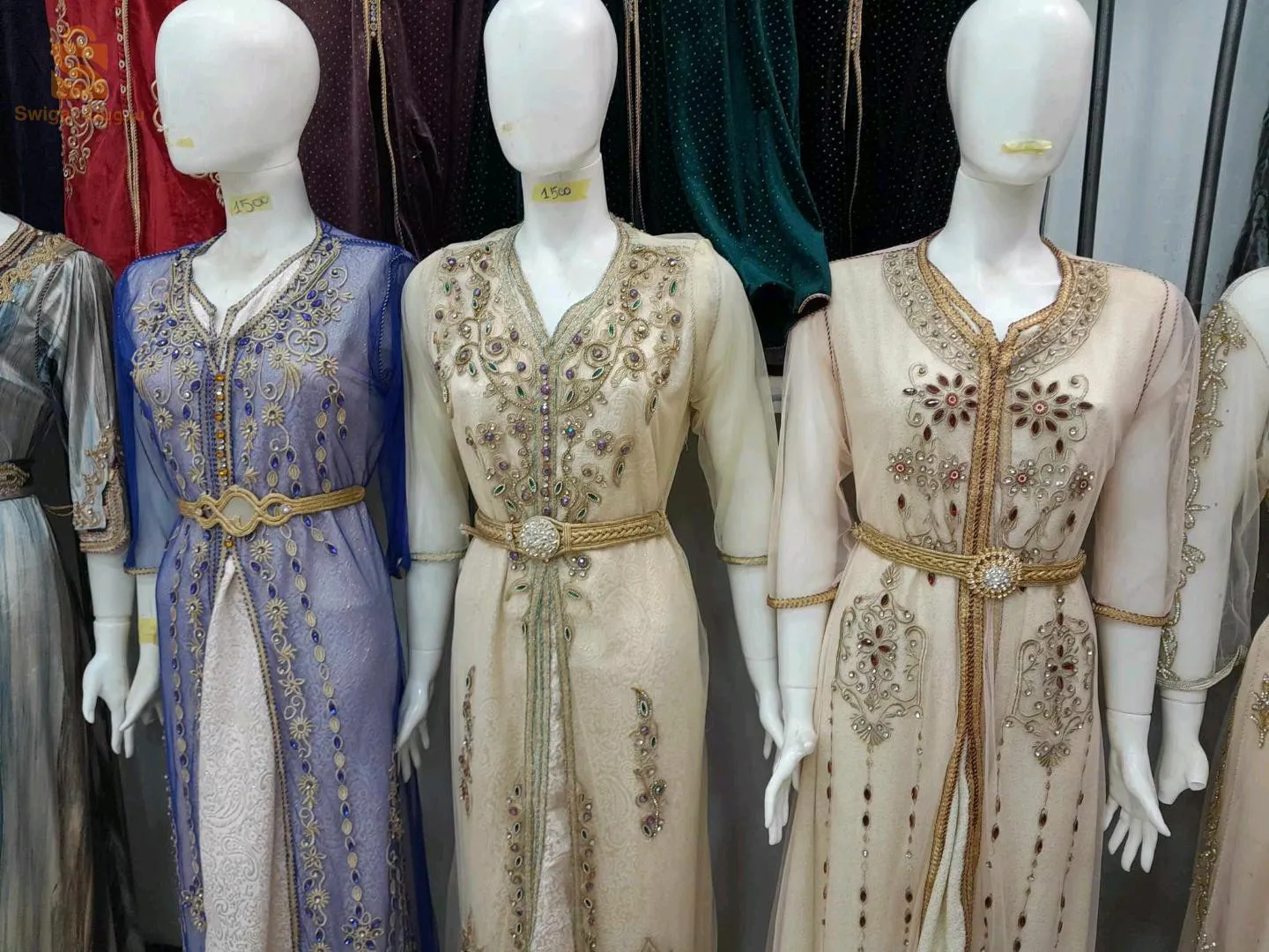 Les Robe blanche /chedda/Redda/krako/kafton/robe kabyle /chaouia/toutles acsesoir/les Robe de soiaré
كراء وبيع ✨
مرحبا بيكم حمام بوحجر ولاية عين تموشنت 
0558445411»«