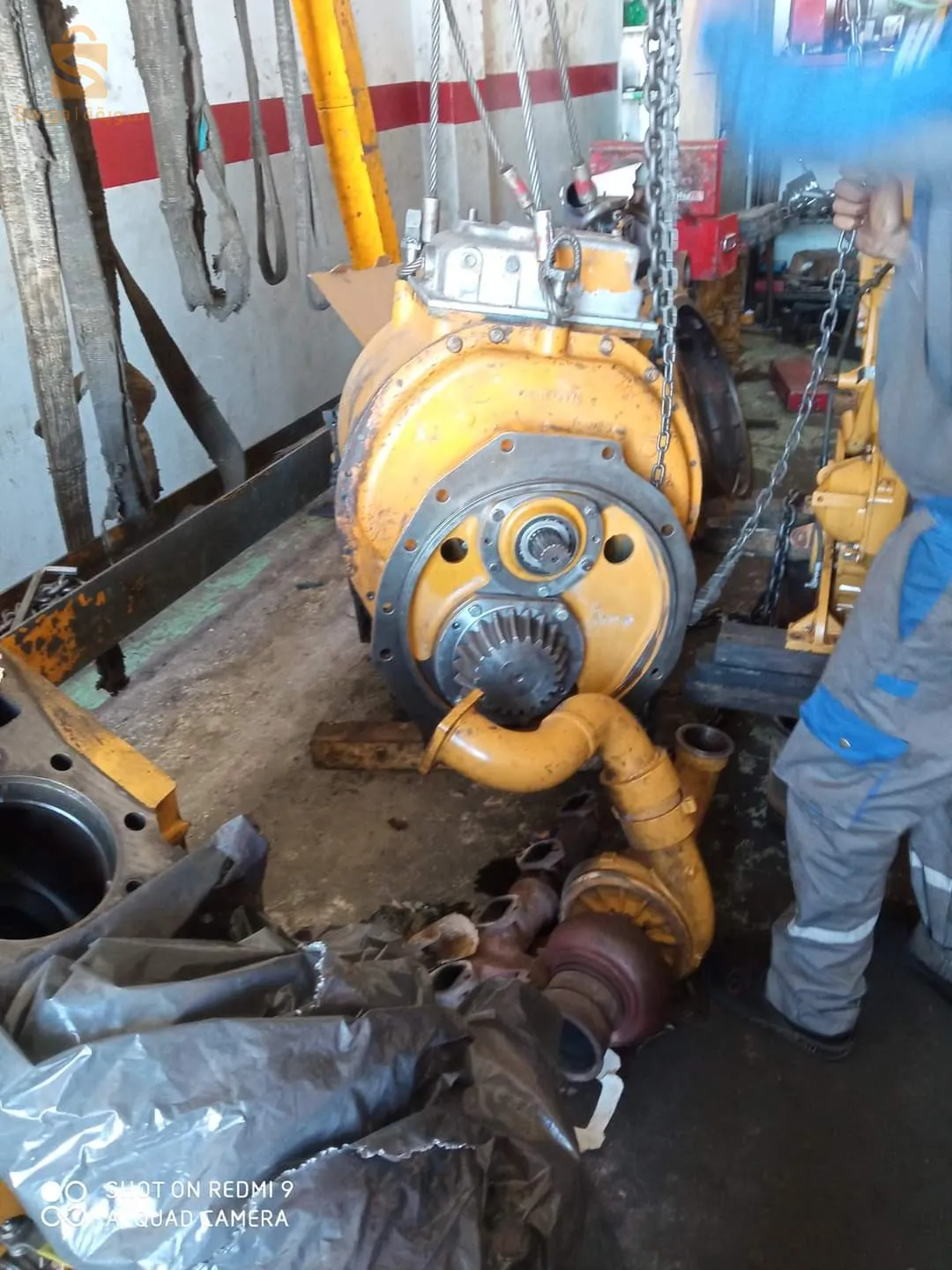 بيع قطاع غيار Caterpillar وتصليح جميع معداته الثقيلة مرحبا