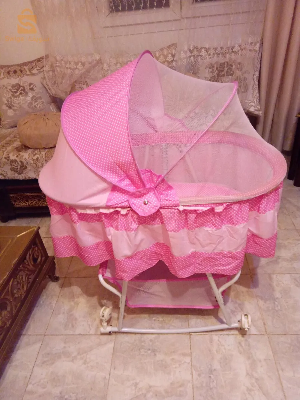 بيع سرير نوم الرضيع