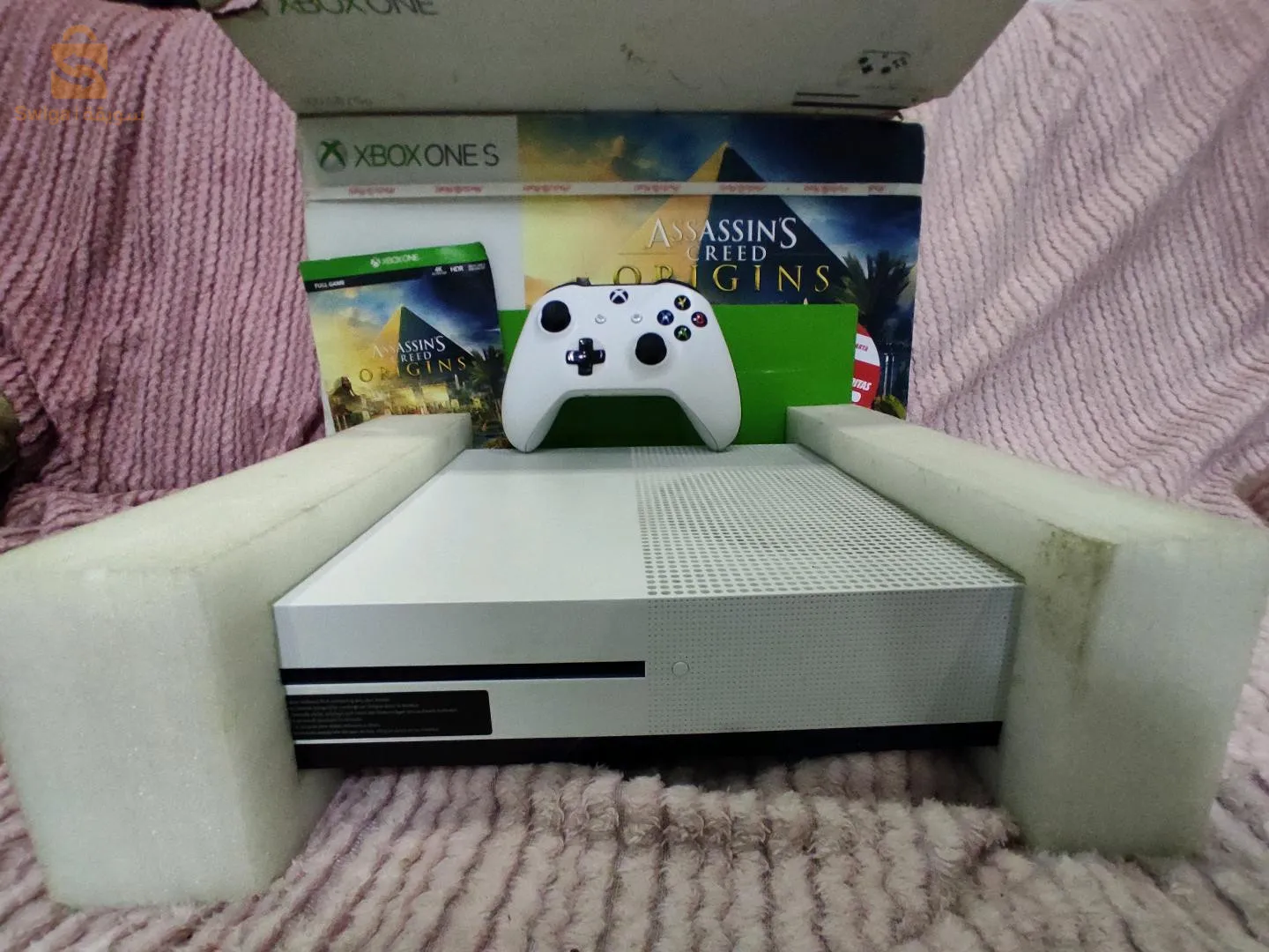 Xbox one s
Etat 9.9/10
500 gb
Manette original
كولش ريقلو عفسة ما تخص 
ما تسخن ما دير الحس بيها بالباطا تعها 
لي يديها نريقليه فيها
0562818543