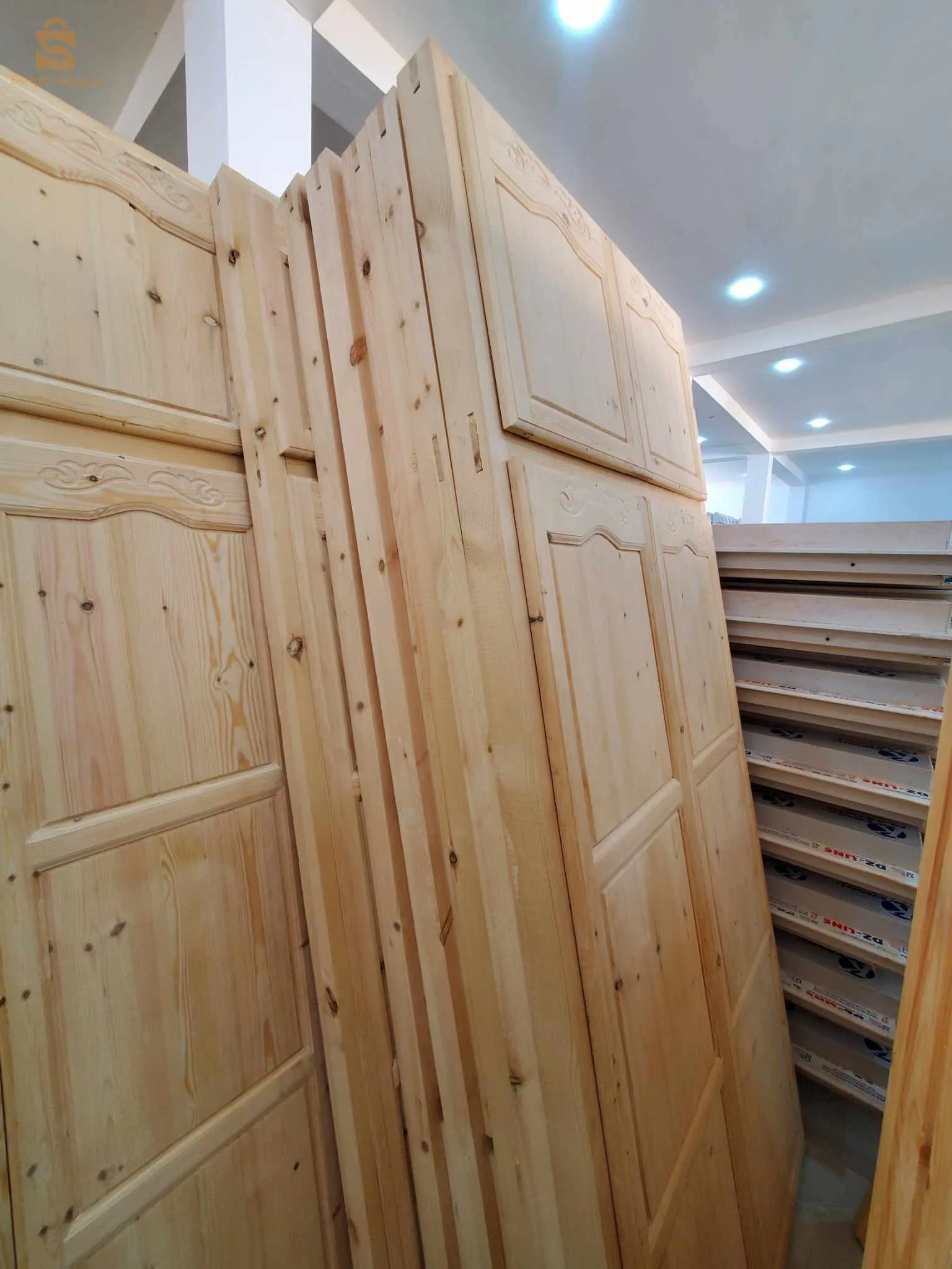 بيع بلاكارات بوا روج و mdf مرحبا بكم
