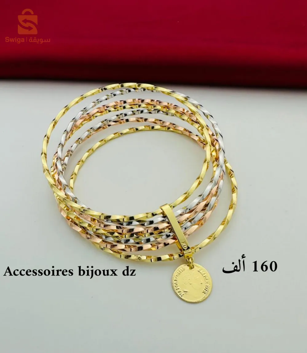 بلاكيور مطبوع شبيه الذهب