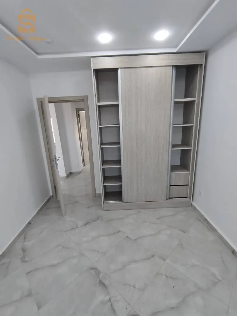 شقة فاخرة في برج البحري