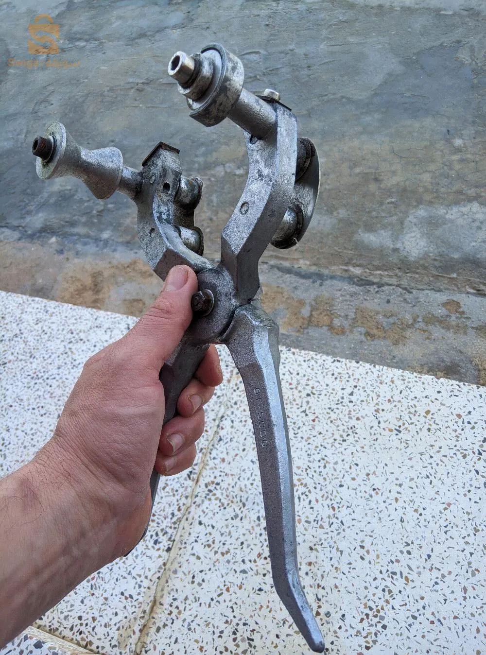 pince Coupe tube + dénudés cable