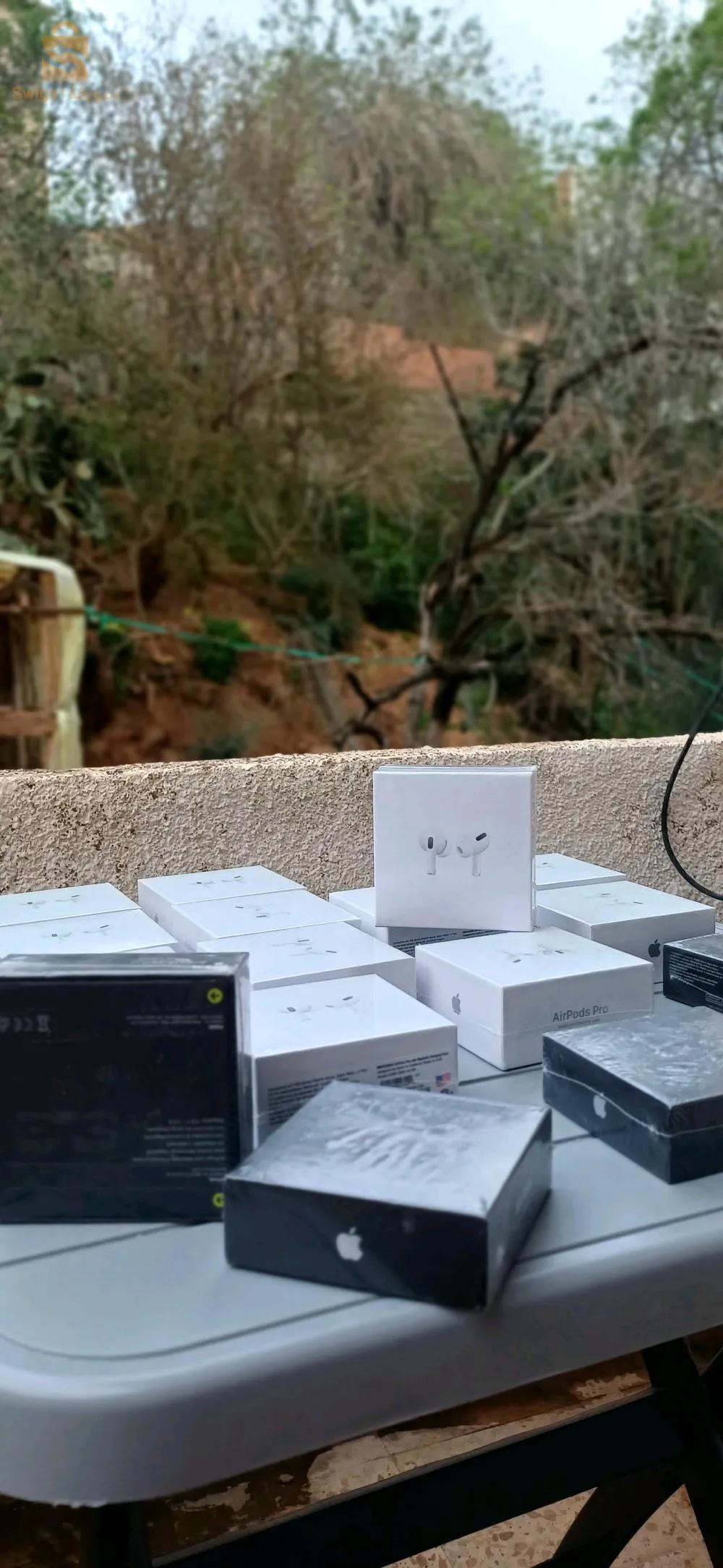 سماعات AirPods pro 2024