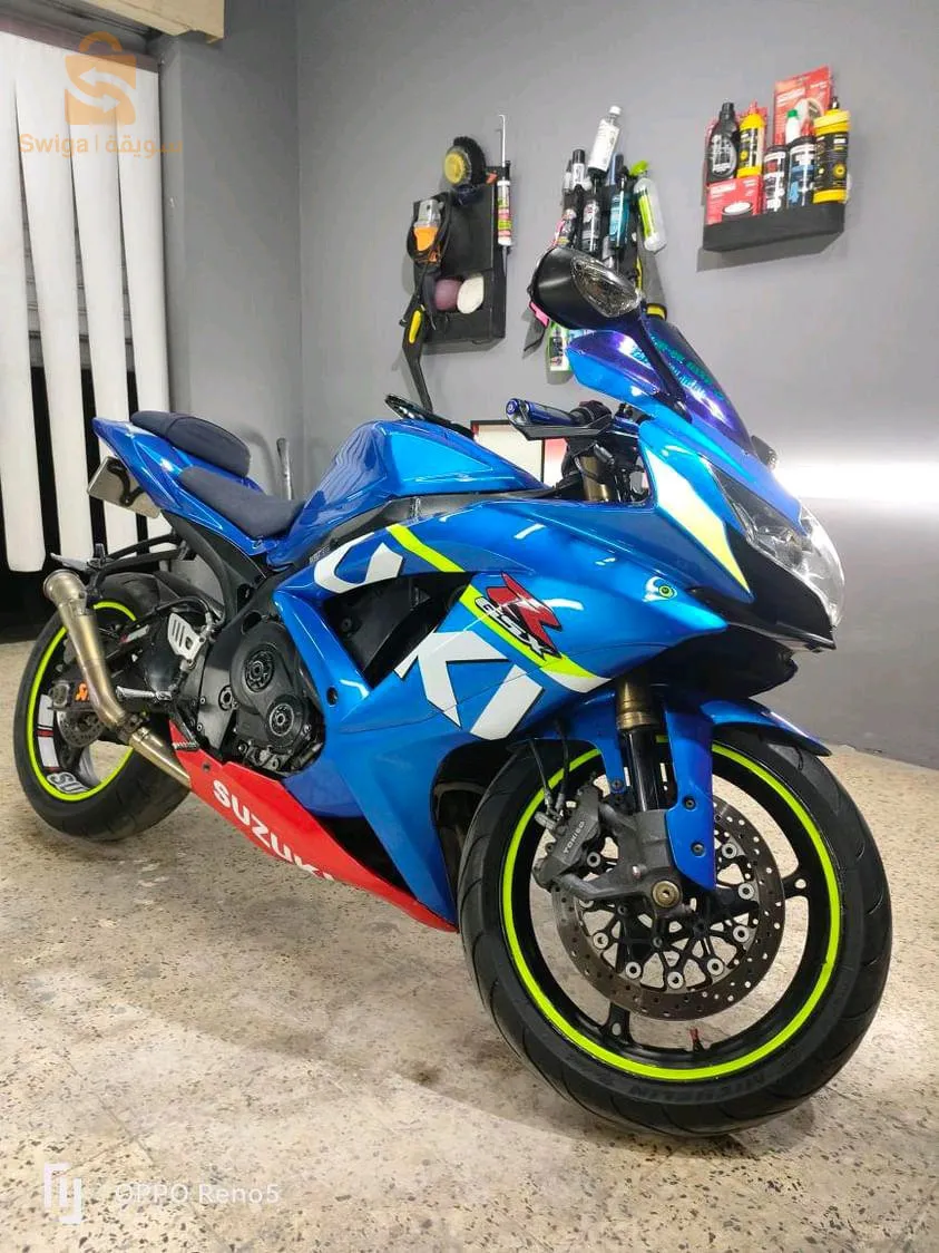 Suzuki GSXR k9 750