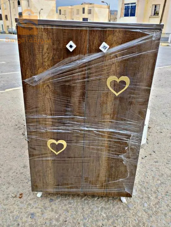 خزانة احذية