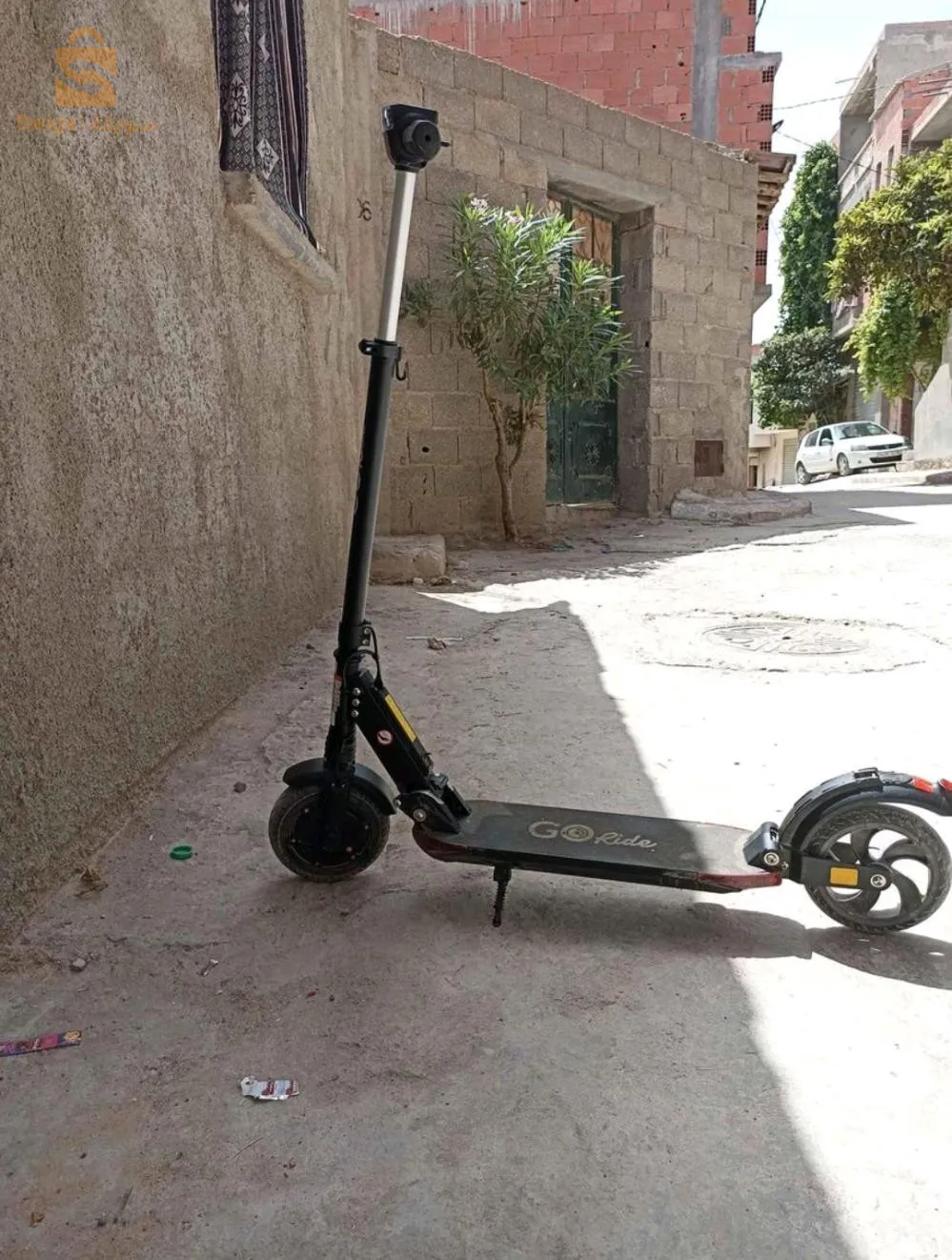 فيها افيشور مبلوكي برك لباقي كلش ريقلو معاها شارجور اوريجنال