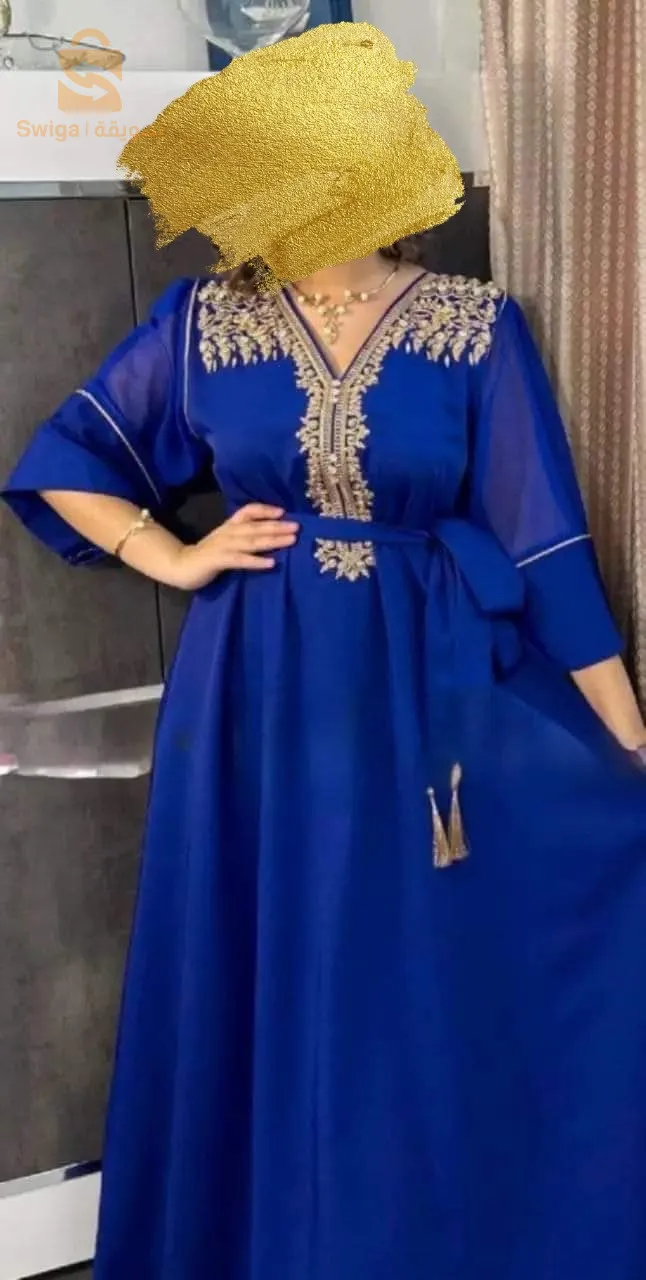 une robe caftan