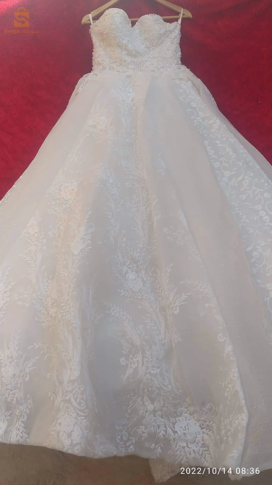 فستان زفاف مستعمل