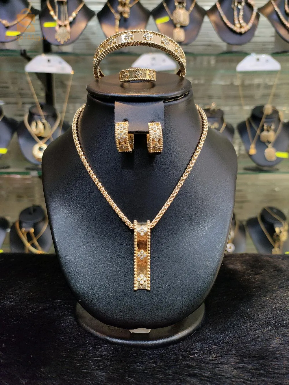 بارير بلاكيور واسيي اينوكسيدابل 💛