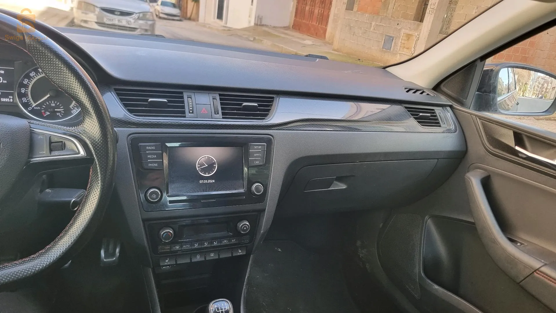 skoda rapid monte carlo