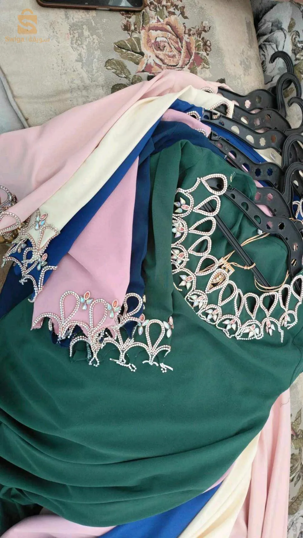 ملابس نسائية