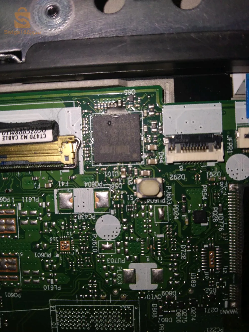 ا
maintenance informatique et reseau ,réparation laptop,pc,maintenance machines