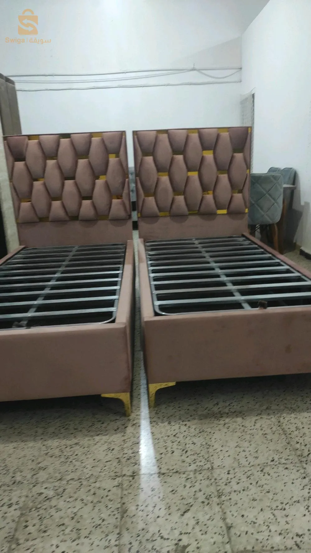 tout les model fornutur disponible 
salon . lanapi . liet .chambre...