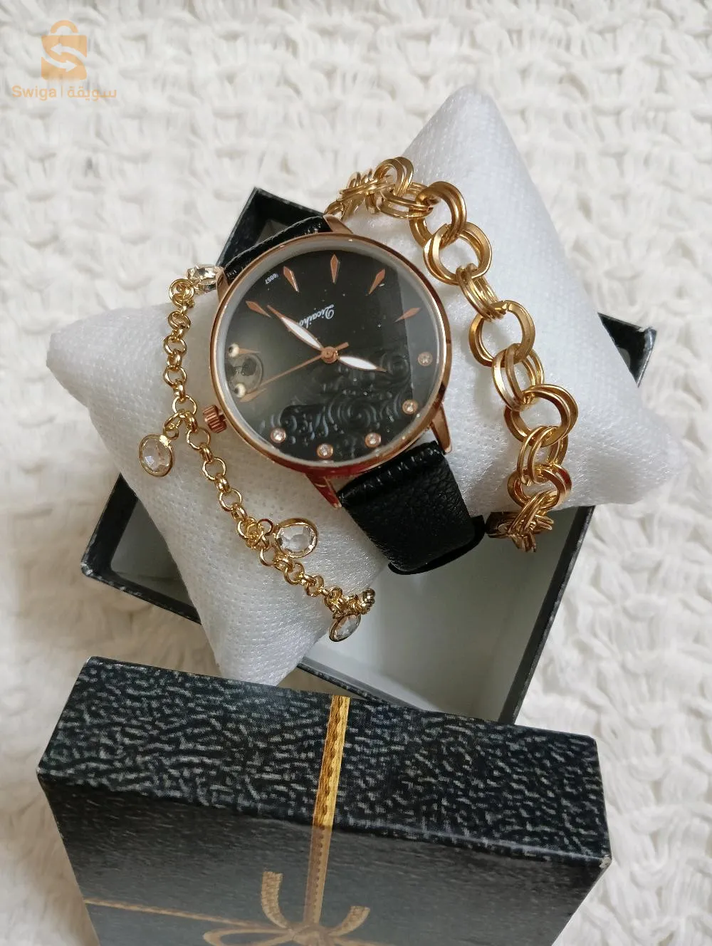 ساعة يد نسائية