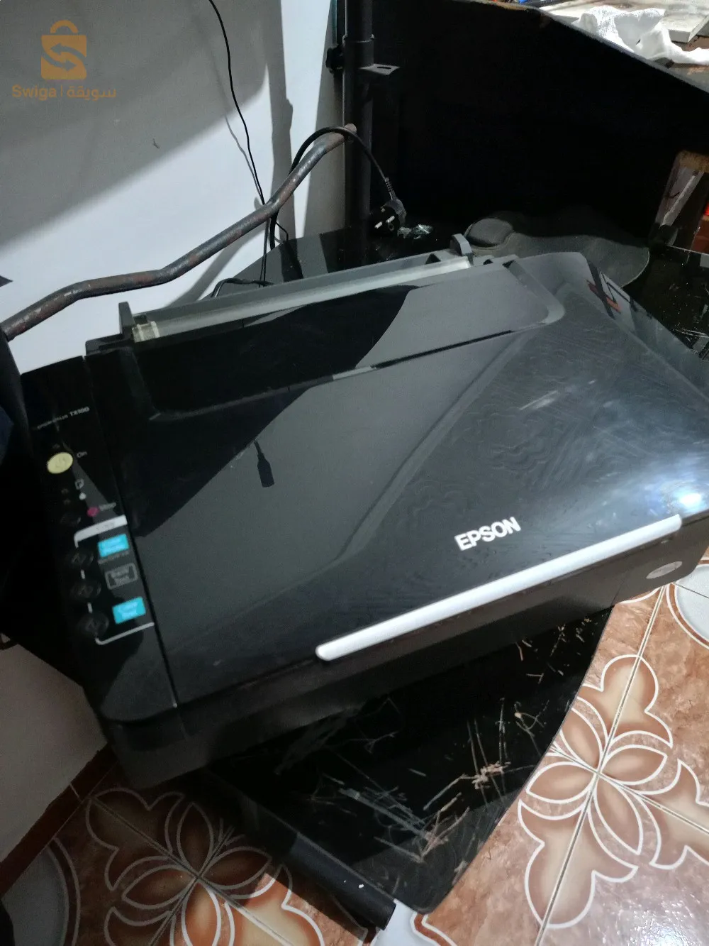 الة طباعة في حالة جيدة قابلة للاستخدام