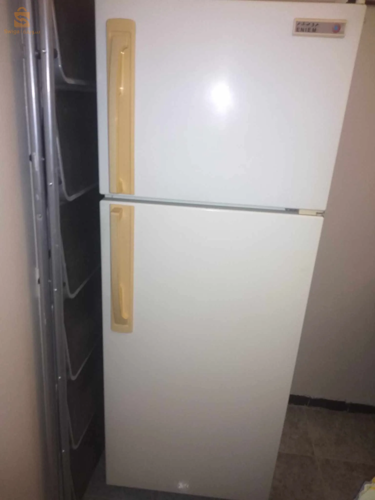 ثلاجة انيام مستعملة في حالة جيدة