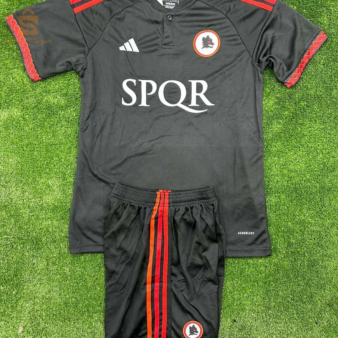 t shirt  tenue 2024