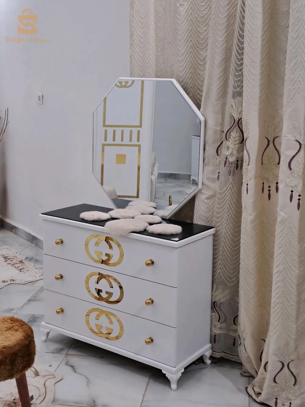 أثاث الجودة