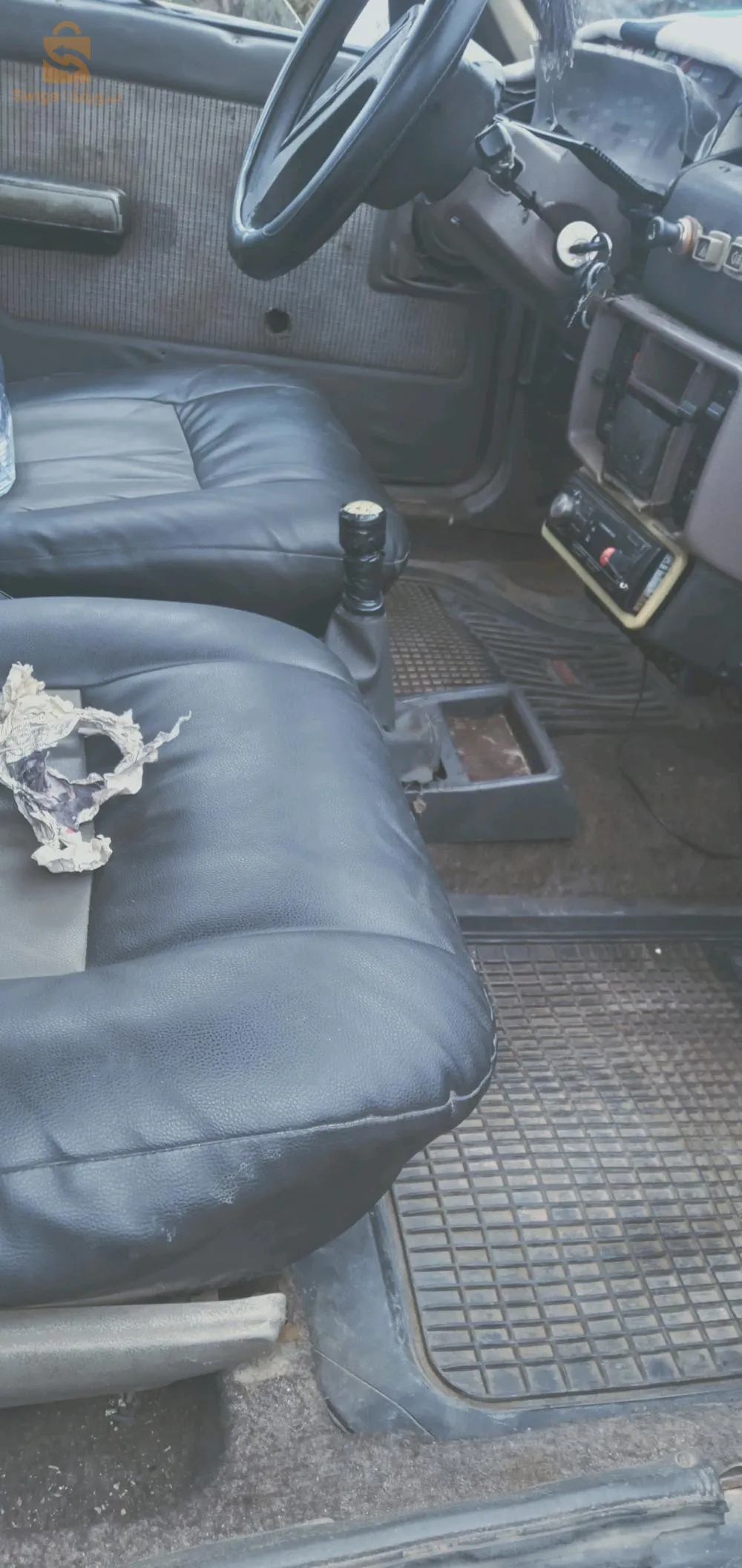 سيارة205 لاباس بيها