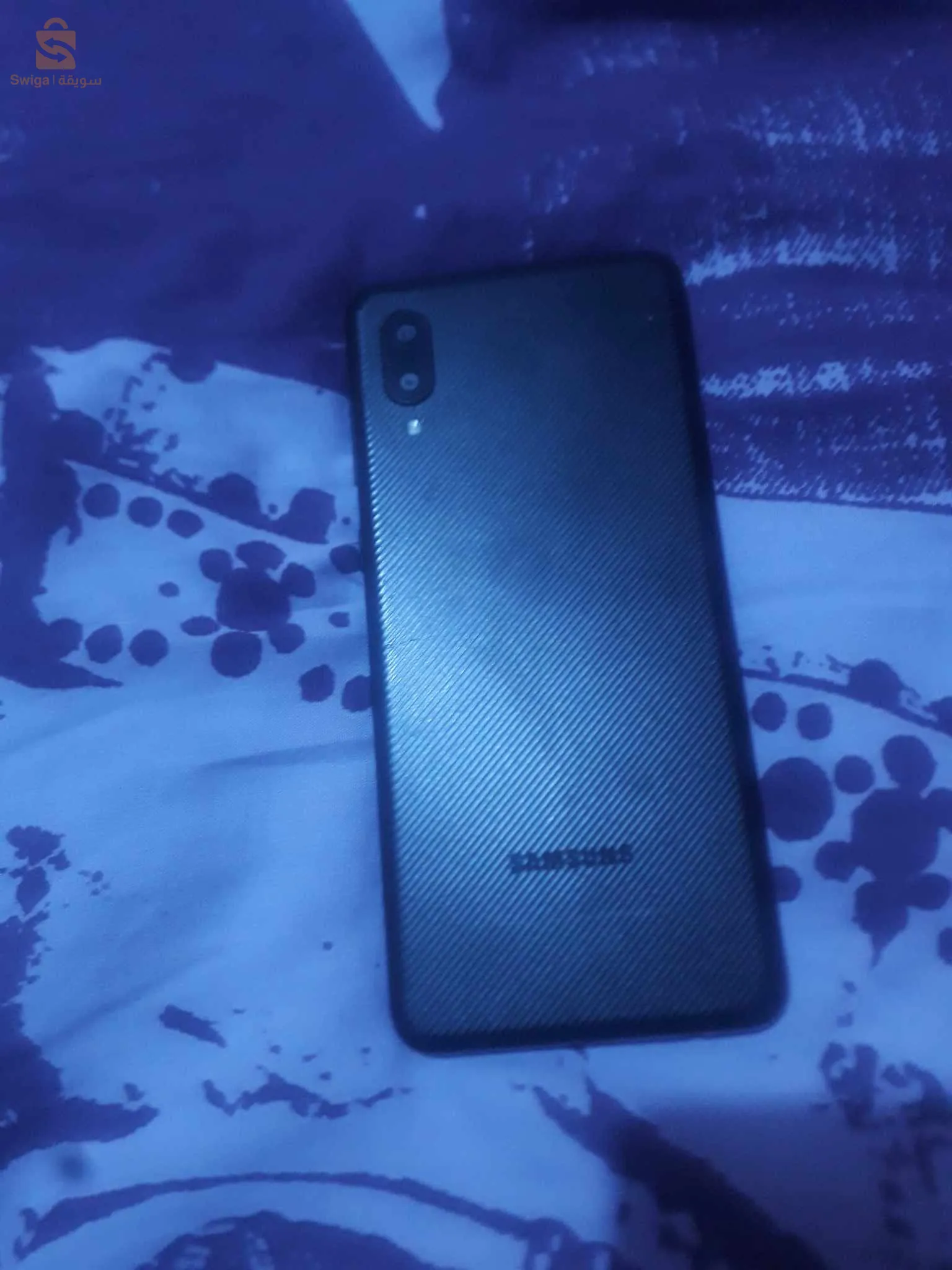 tlfn lalbi3 jdid 3ndou 3am brk w 3ndou la boite t3ou ...1ere main