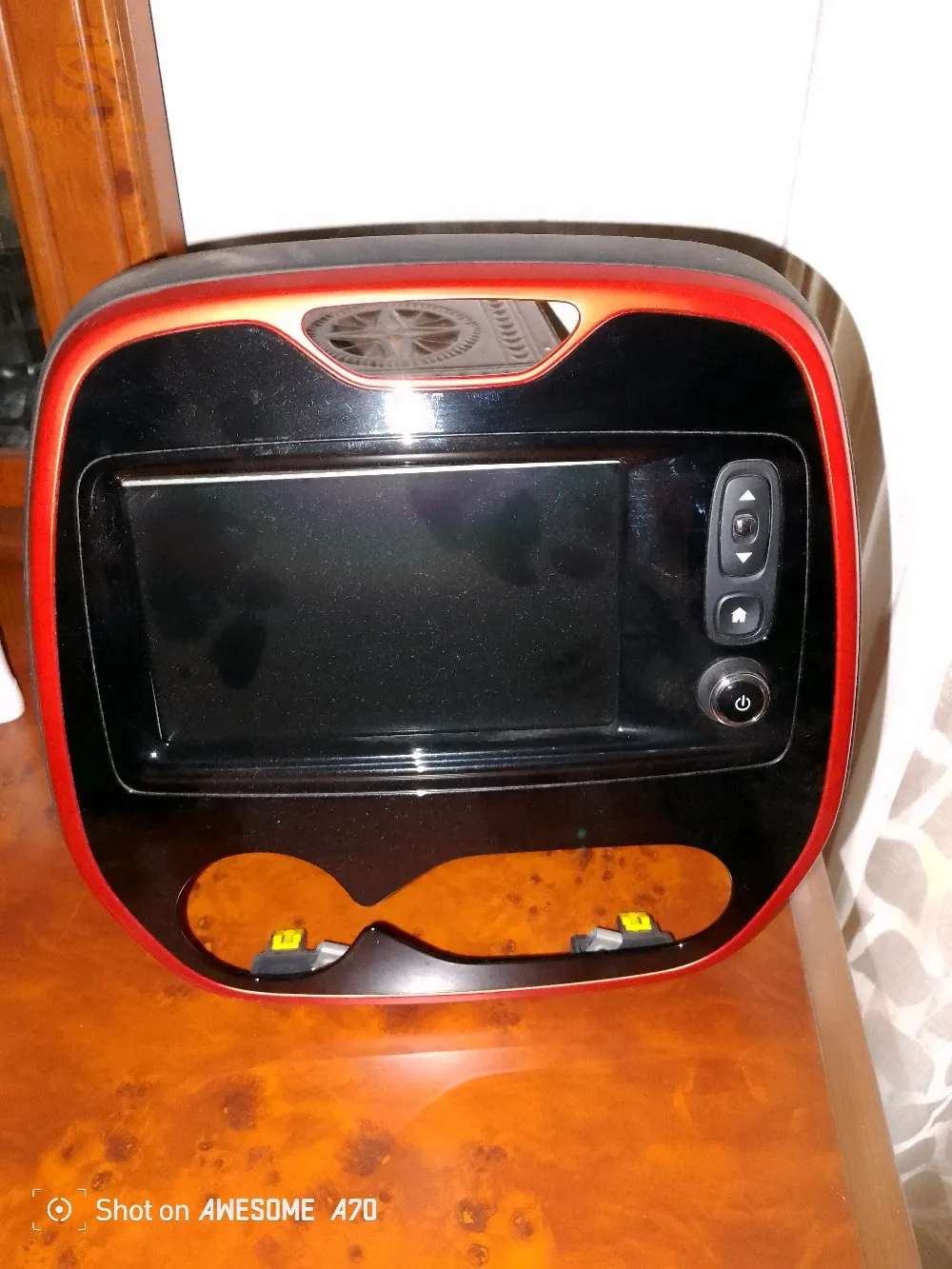 a vendre écran tactile pour voiture Renault capture