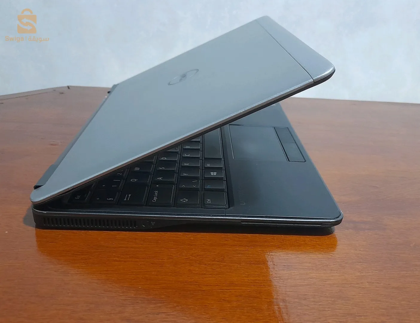 DELL laptop
Windows 10 pro 64 bit ✅️🔋
Cpu intél corp i5 4310u   2.60ghz⚙️
Ram 4gb⚙️
  Graphic card  intigré
Hdd 1 térabyte🗂