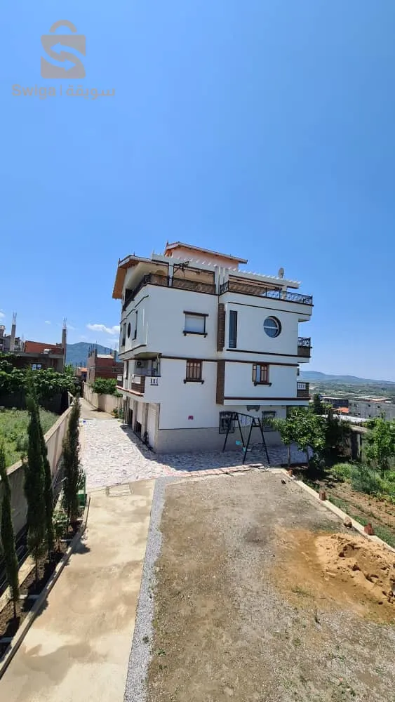 فيلا للبيع في ولاية جيجل بالضبط في ولاد صالح دائرة الطاهير