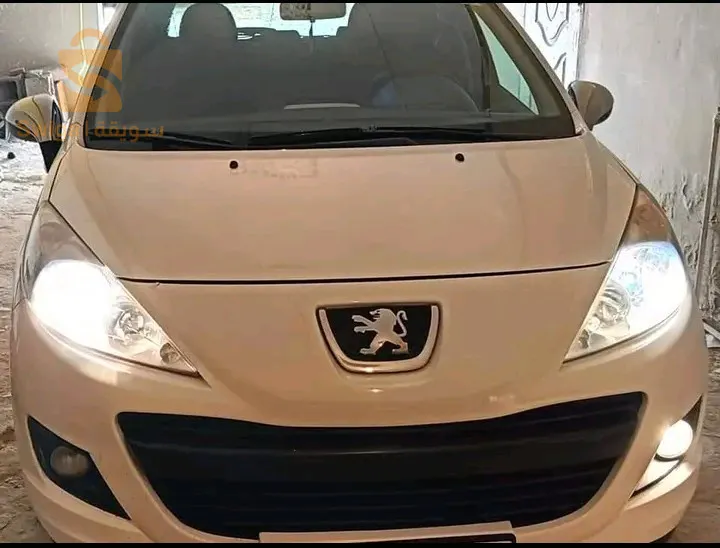 سيارة 207