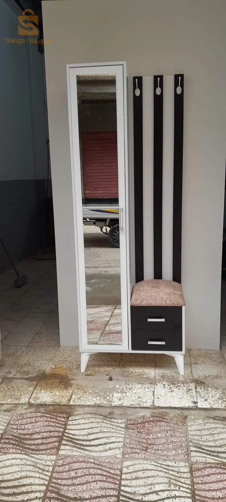 خزانة احذية