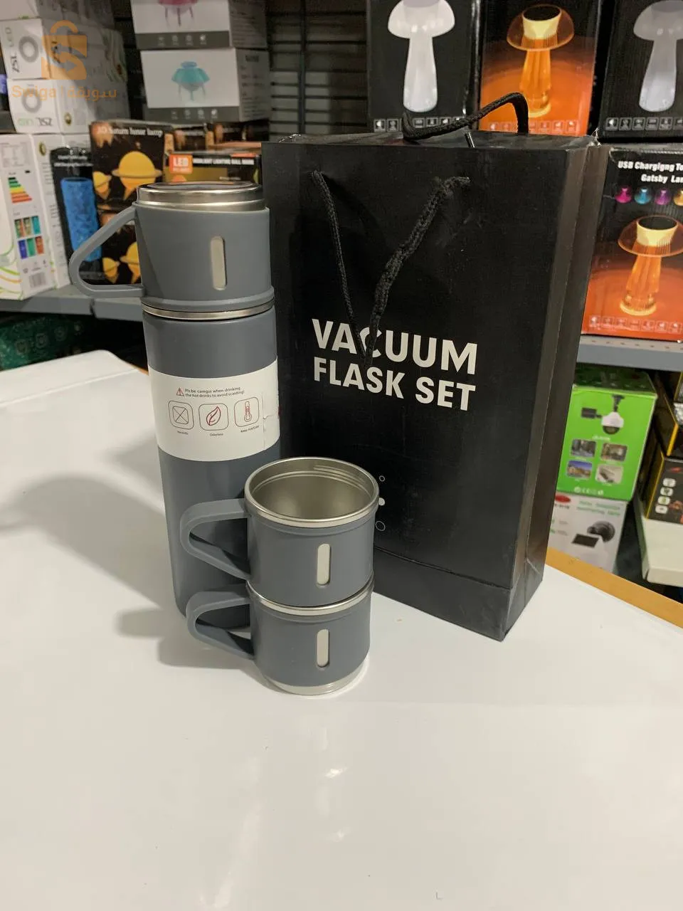 Next
Ensemble Thermos avec 3 tasses thermique 500ml en acier inoxydable