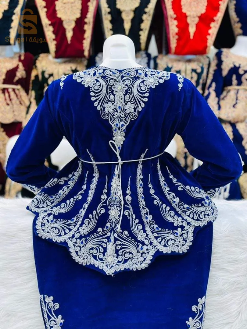 #كراكو صولد  كمية محدودة  😍 الإتقان و الجودة الرفيعة التعمار بي أيادي ذات خبرة في المجال و الطرز  بالفتلة
فاست مع السروال #800 الف 
متوفر بجميع الالوان والمقاسات المطلوبة 🤗 
#من_38_حتى_48
 التوصيل متوفر لجميع الولايات والدفع عند الاستلام 👌

رقم الهاتف 
0657373175
